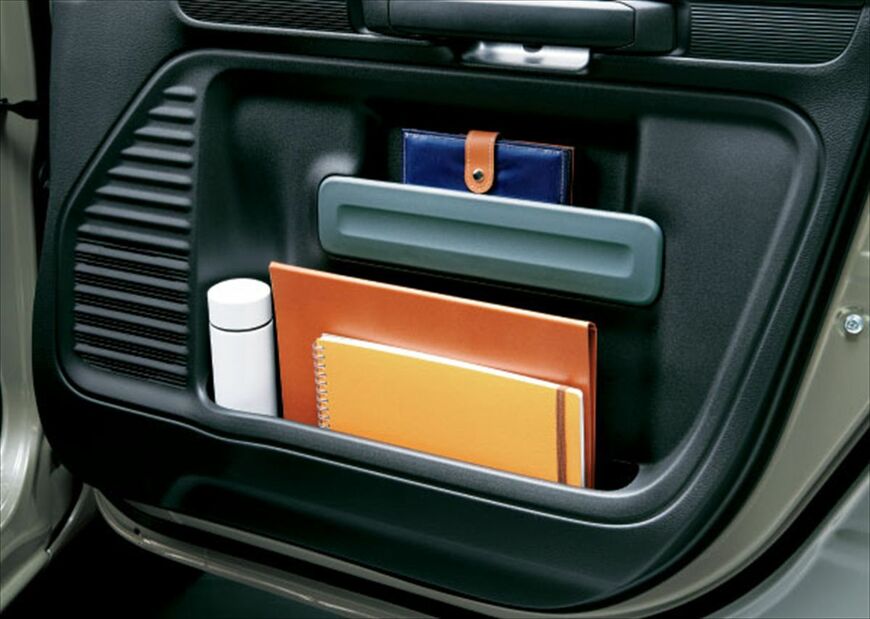 （写真：スズキ）