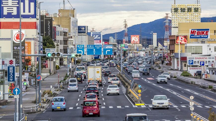 なぜ、人はファスト風景（風土）を批判するのか（写真：T-Urasima／PIXTA）
