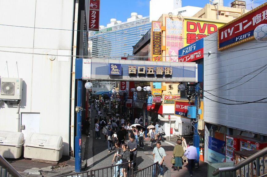 みなみ西口を出た辺り（筆者撮影）