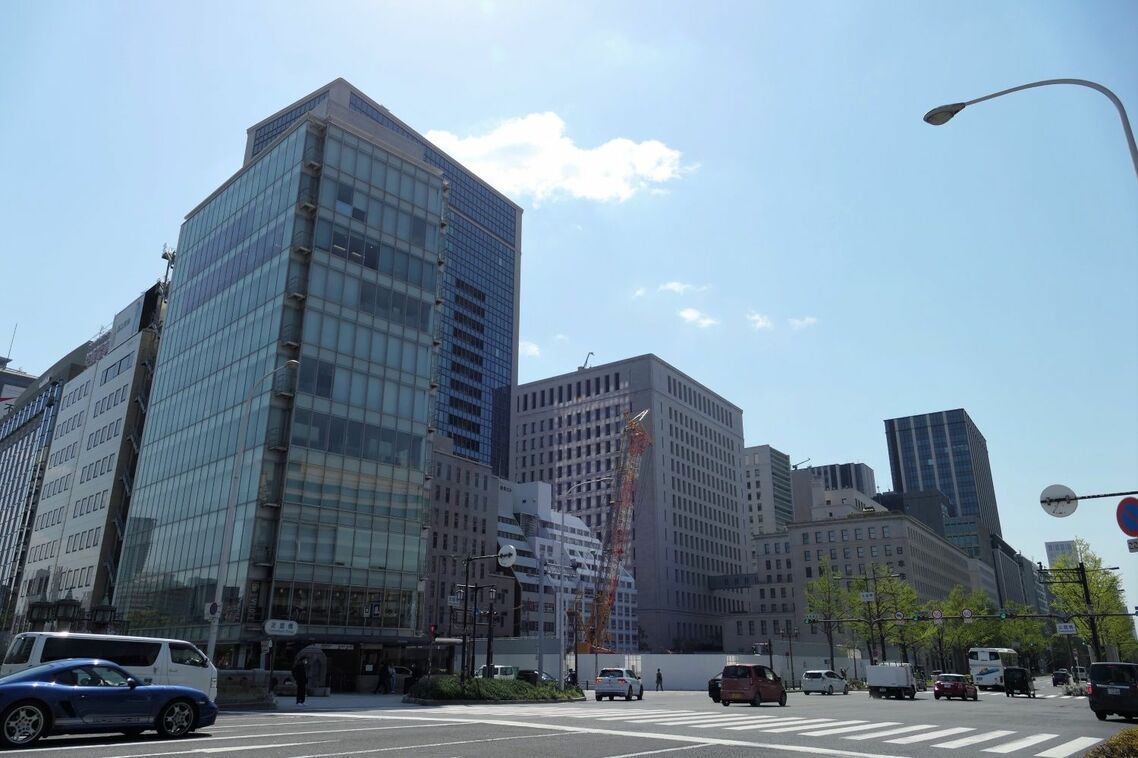画面中央が淀屋橋駅東地区都市再生事業の予定地。