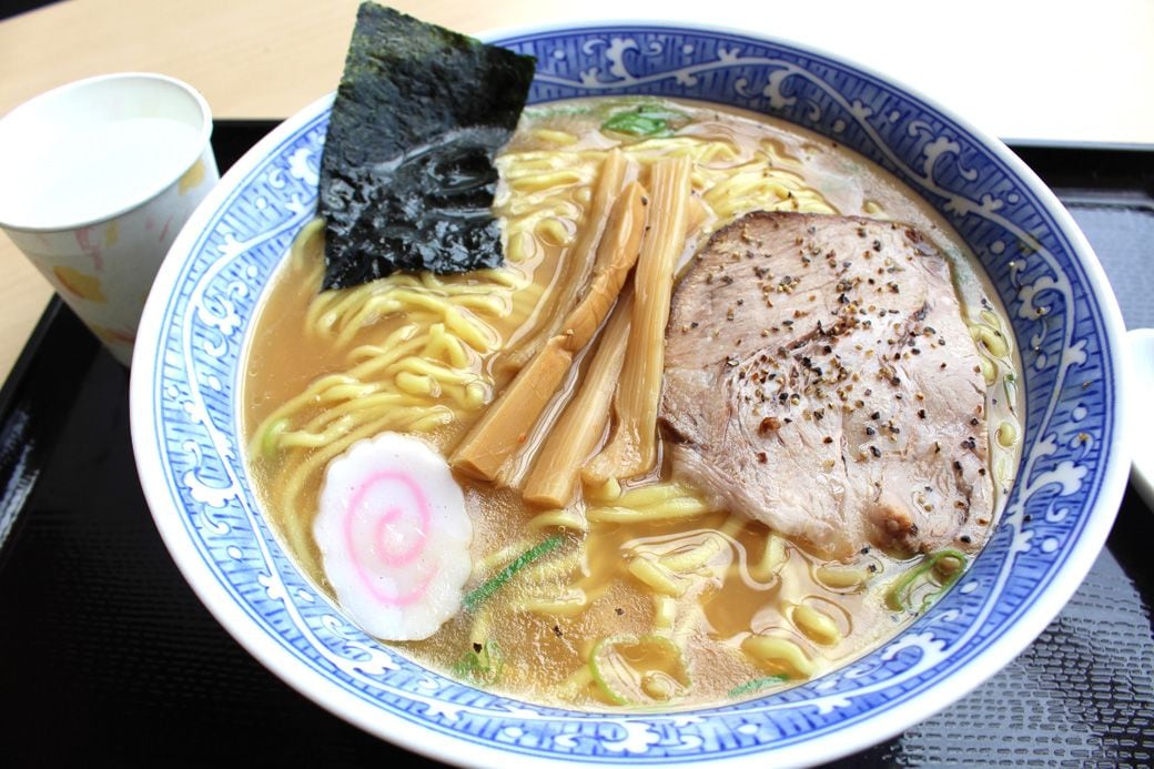 初めて食べる、青葉の中華そば（筆者撮影）