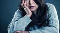 自分を蹴り上げた兄を許せぬ50代女性の悩み ｢どうすれば関係を完全に断ち切れるか｣