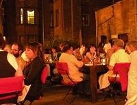 ”生食べ”で美男美女に！？　米国のローフード人気は不況知らず