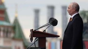 戦勝記念日パレードの縮小で露わになったロシアの脆弱さ…ウクライナのモスクワ攻撃情報に慌てたプーチン