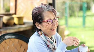 ｢英国美男子と駆け落ち｣73歳女性の"壮絶な50年"