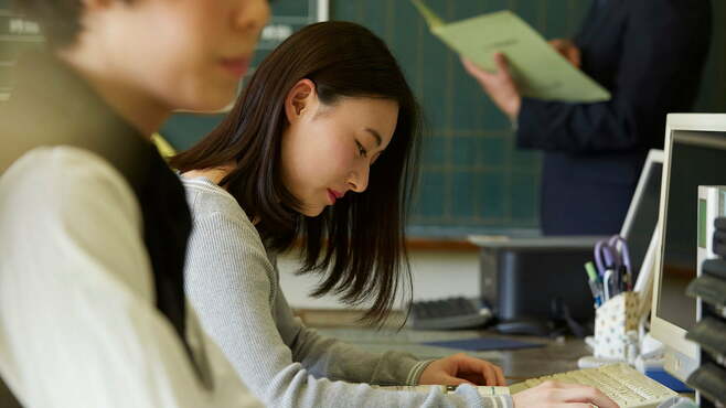 学校をよくしたいに壁､疲弊する教職員つなぐ訳