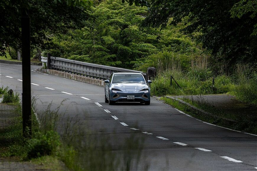 BYD Auto Japanが6月25日からデリバリーを開始した「シール」（写真：三木宏章）