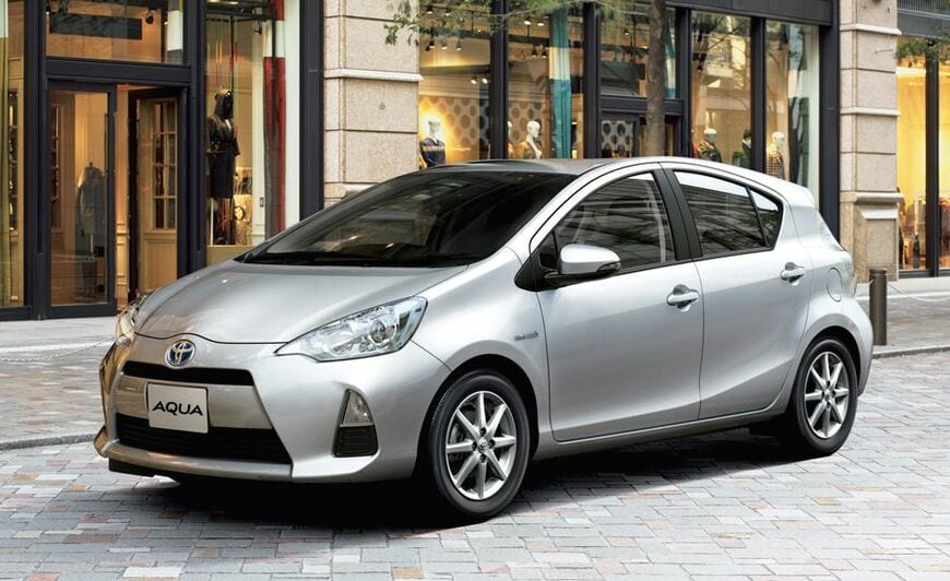 2011～2021年に販売された初代アクア（写真：トヨタ自動車）