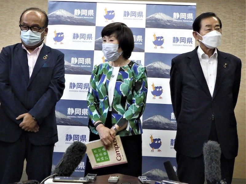 「高速長尺先進ボーリングはやるべき価値がある」と述べた染谷絹代・島田市長（中央、筆者撮影）