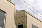 左が鋼製車で右がアルミ車