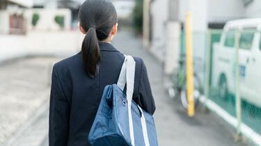 ロリ小学生　おまんこ 17歳少女が｢知らない中年男性｣と同居する事情 自分勝手な母親に人生を滅茶苦茶にされた | 貧困に喘ぐ女性の現実 | 東洋経済オンライン