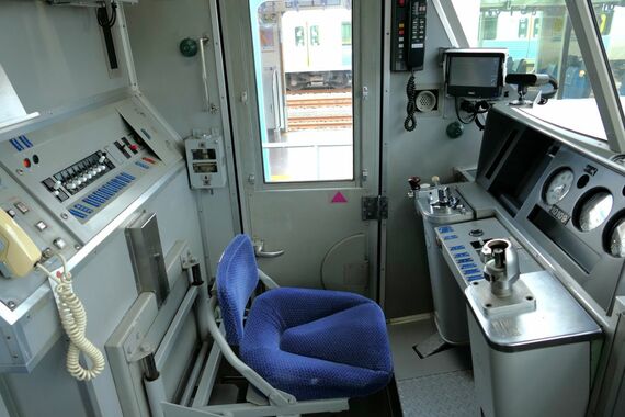 西武10000系 運転席