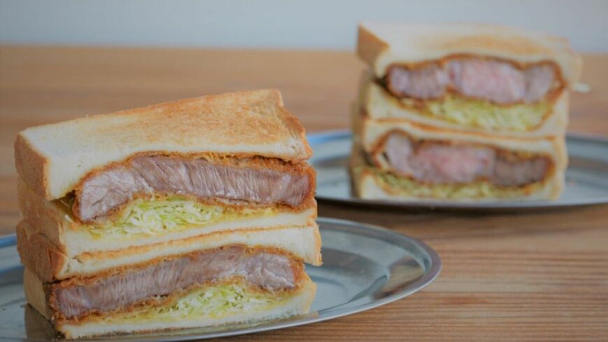 “週末鮨屋”の料理研究家として知られる野本やすゆきさんが、料理初心者の男性向けに「モテる」「デキる」レシピをご指南！（写真：吉澤健太）この記事の画像を見る(◯枚)