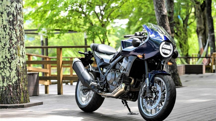 ホンダ「HAWK11」