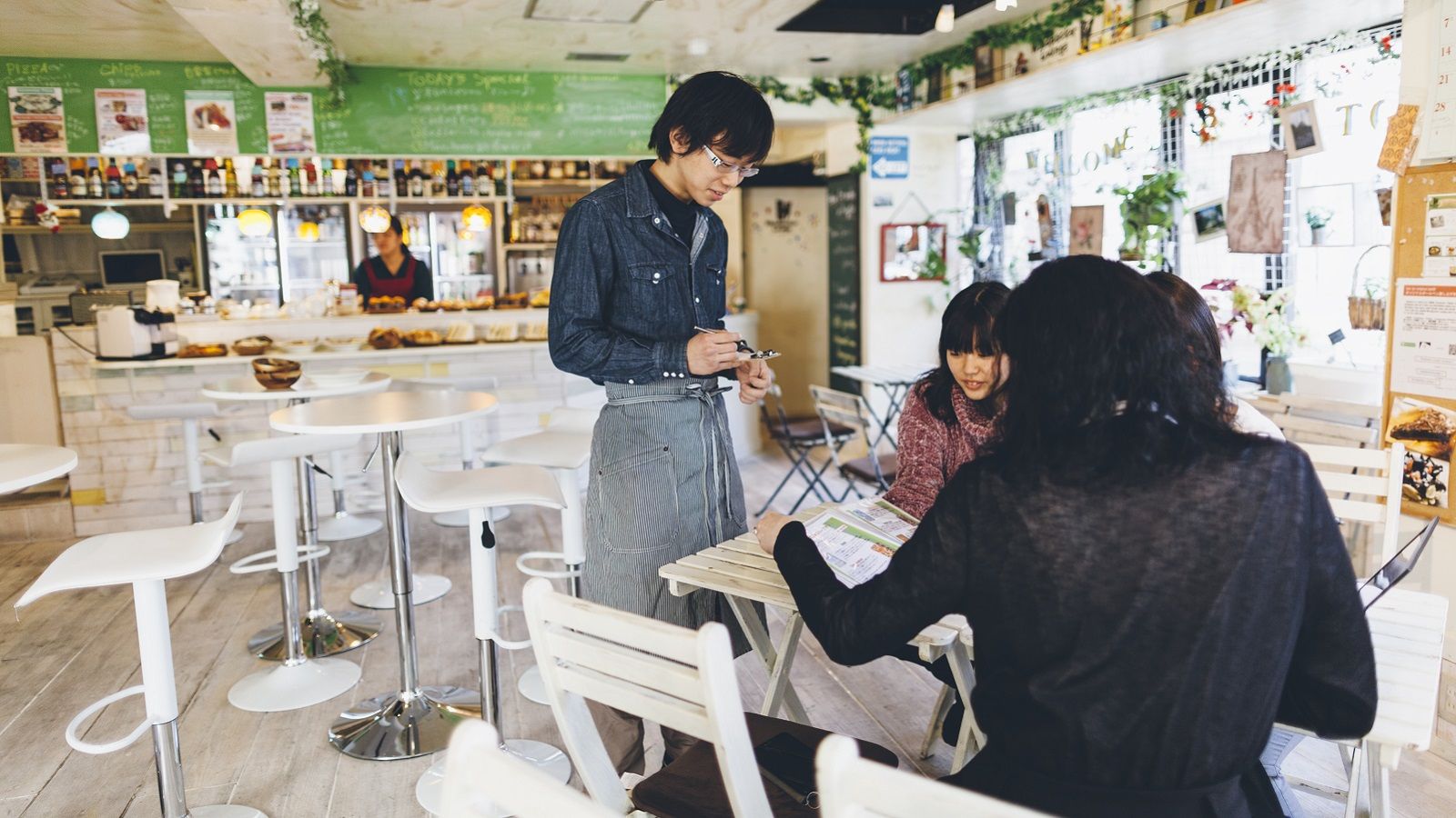 コロナ後 飲食店 復活に欠かせない4つの視点 コロナショックの大波紋 東洋経済オンライン 社会をよくする経済ニュース