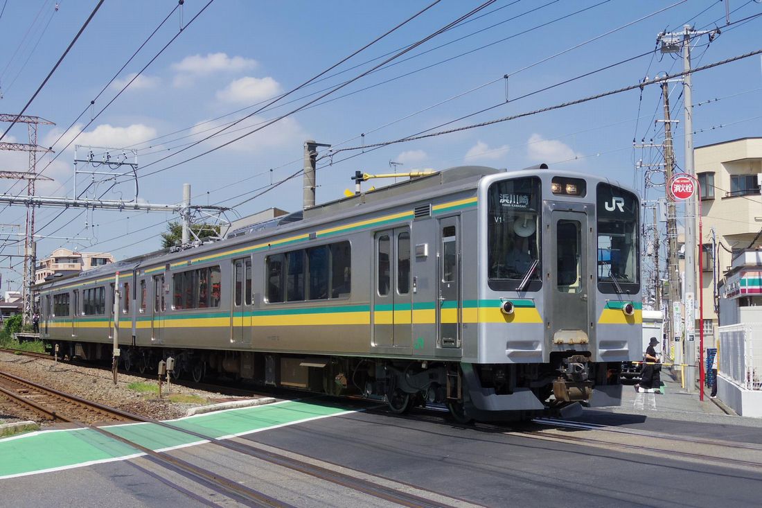 E127系 小田栄駅