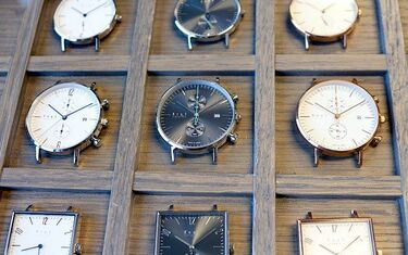 7000通りの仕様がつくれる国産腕時計の秘密 月産1万台でも