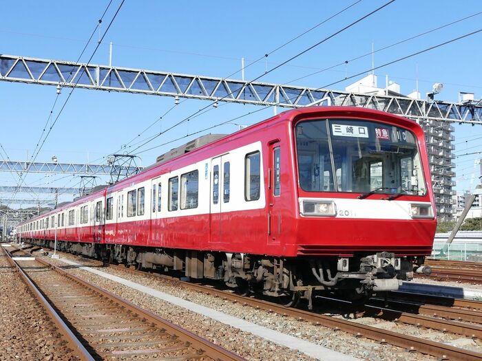 Y*O様 東急車両 鉄道車両製造銘板 京浜急行 726？ 引退2年､京急2000形にみる｢看板列車の品格｣ 斬新デザインと高級感ある