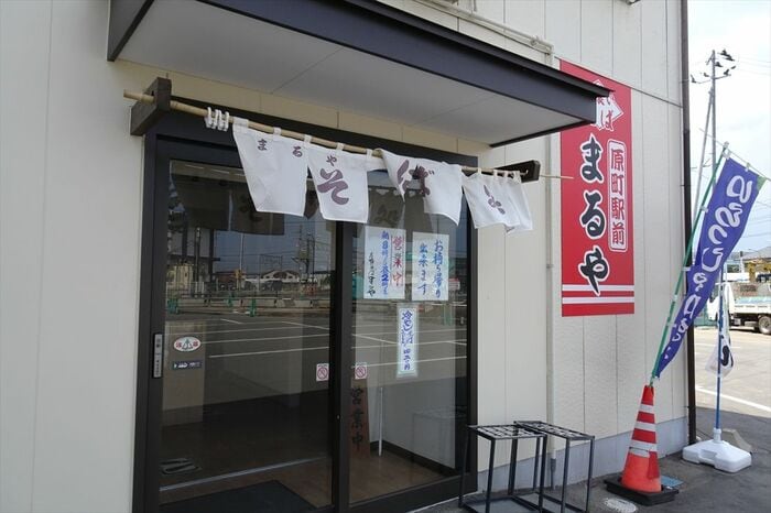 原ノ町駅の名物駅そばは、今は駅前で営業中