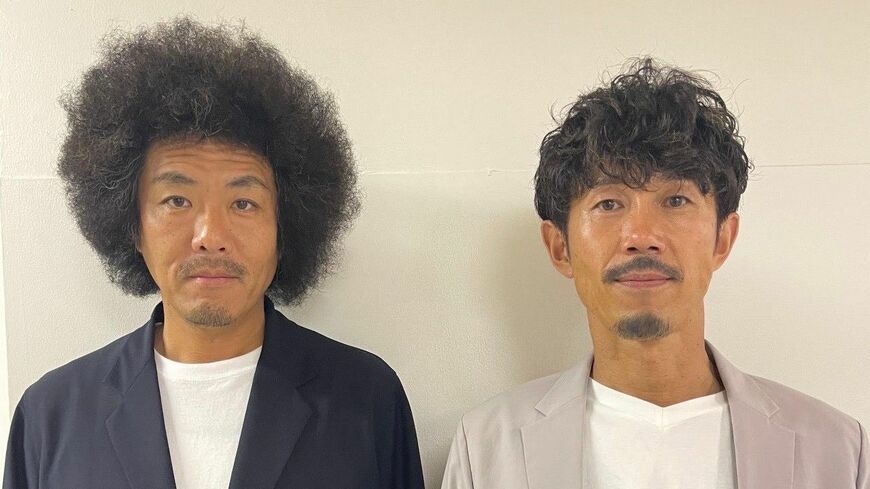 ツッコミ担当の藤田憲右さん（左）、ボケ担当の大村朋宏さん（右）（筆者撮影）