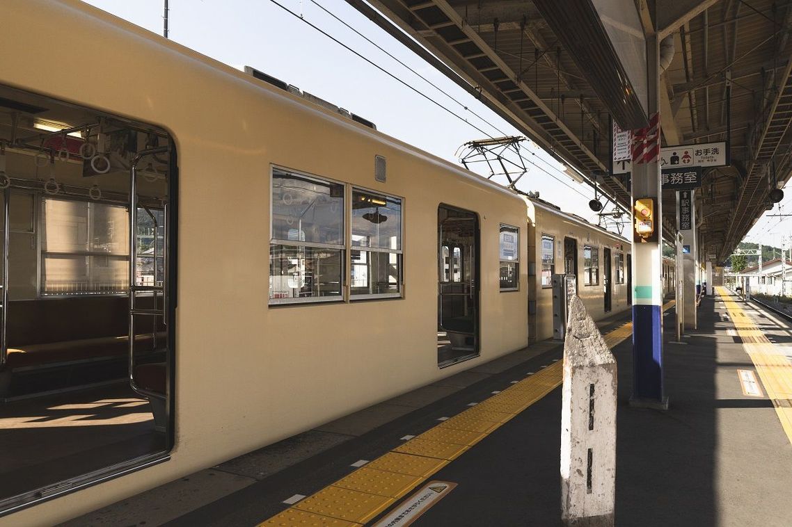 東武越生線は越生駅で最も東側のホームを使う