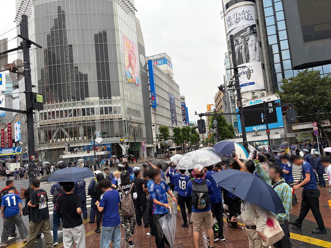 東洋経済の最新記事を写真で紹介：注目の経済トレンドを徹底解説