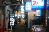 ユッケ専門店が並ぶユッケ通り