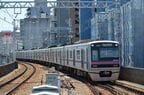 日車式ブロック工法を導入した京成3000形。扉付近の車