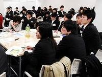 先行き不透明で採用も混迷--どうなる？　就職戦線2011