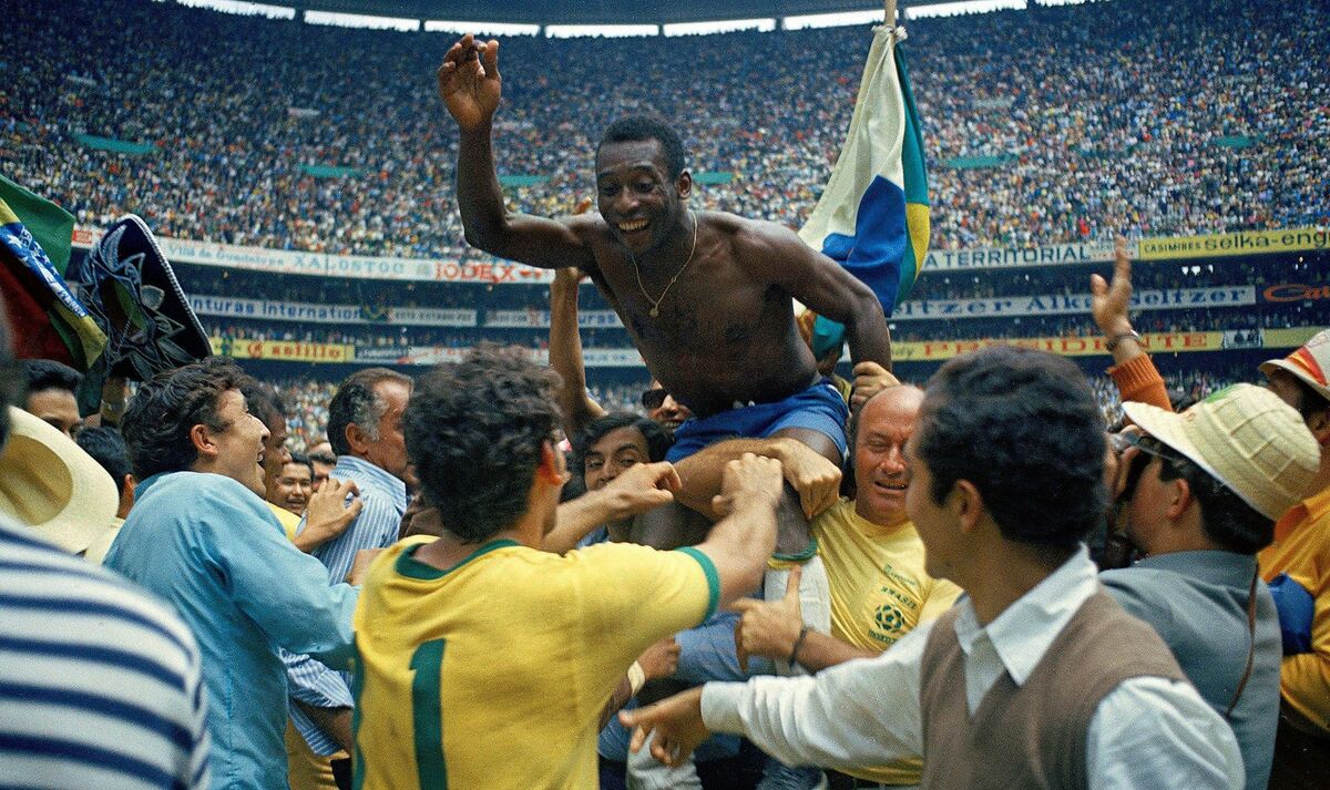 ブラジルを3度のW杯優勝に導いたレジェンド､ペレが死去｜会社四季報