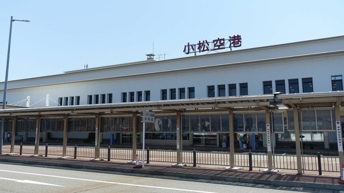 東洋経済の記事を再構成：ビジネスニュースの新たな視点