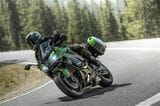 カワサキ「ニンジャ1100SX/SE」（写真：カワサキモータースジャパン）