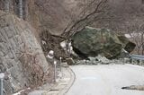 能登半島地震では至る所で道路が寸断された（石川県珠洲市、筆者撮影）