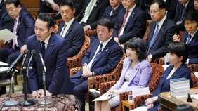 "ガス抜き"で自民党内の不満は抜けたのか？ ｢国会の回し方を知らない｣高市首相が忘れた第1次安倍政権"崩壊"の教訓