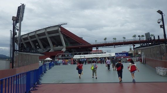 3階コンコース直結のメインゲート