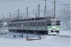 ロイズタウン駅に進入する札幌行き普通列車