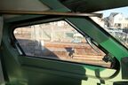 運転室側面の窓