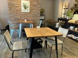 「落ち着ける空間をめざした」という店内（筆者撮影）