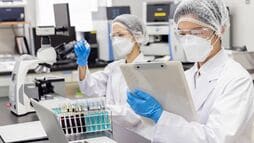創薬ベンチャーのリプロセル､世界初承認で変身なるか 神経疾患細胞薬申請の衝撃度をトップに直撃