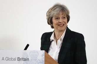 メイ英首相､EU単一市場からの脱退を表明　