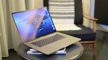 新｢MacBook Pro｣が超高価でも支持されるワケ クリエイターの意見