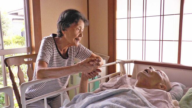 ｢91歳父を86歳母が介護｣カメラに残る最期の日々