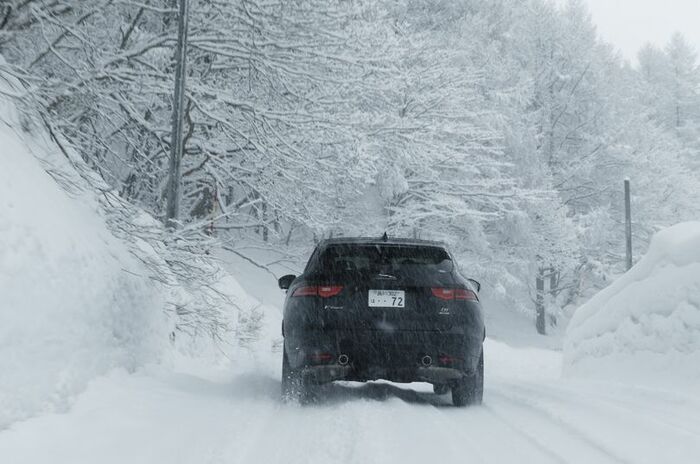 ジャガー Fペイス｜Jaguar F-PACE