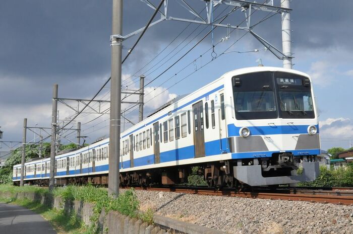 伊豆箱根鉄道カラーの編成
