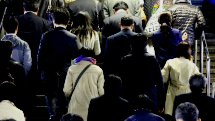 リスキリングの議論はデジタル分野に偏りがちだが、AIの得意分野でAIと競い合うのはやめたほうがいい――。『ホワイトカラー消滅』の著者・冨山和彦氏に話を聞いた（撮影：今井康一）