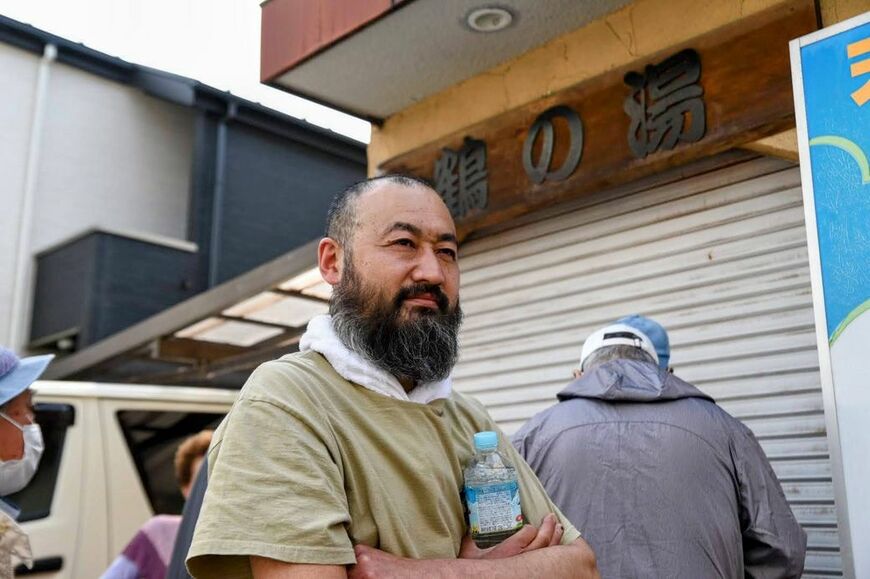 話を聞かせてくれたバタさん（筆者撮影） 