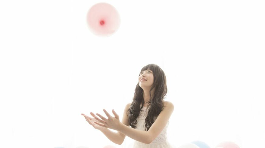 大人になってからでも自己肯定感を育てることはできます（写真：ペイレスイメージズ1（モデル）／PIXTA）
