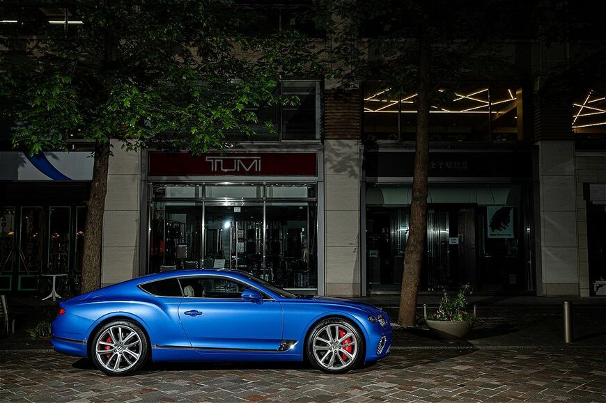 ベントレーの3代目「コンチネンタルGT」（写真：三木 宏章）
