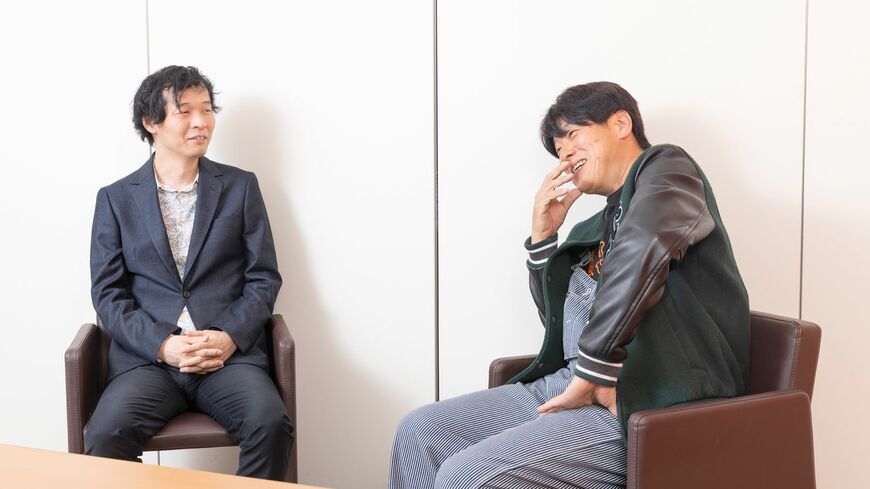 専門家の目から見て、レッド吉田さん（右）の投資に点数をつけると何点？ （撮影：佐々木仁）