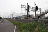 藤代駅から線路脇の道を取手方面へ歩く（筆者撮影）